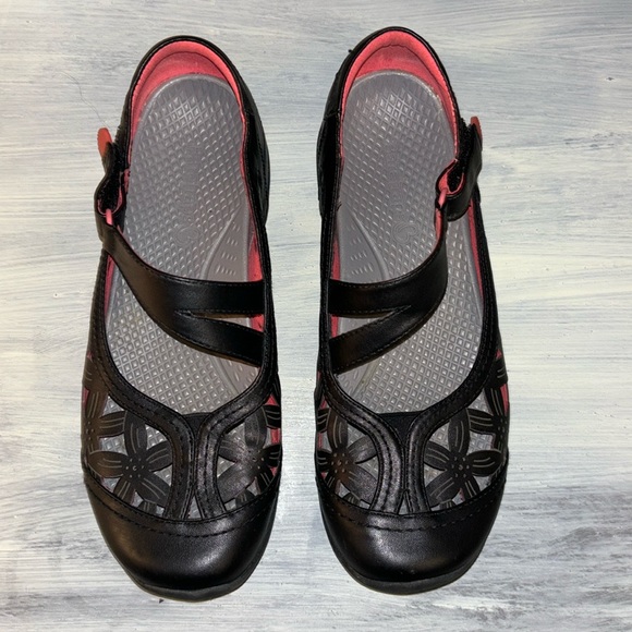 BareTraps Shoes Baretraps Ferra Shoe With Rebound Technology Inner